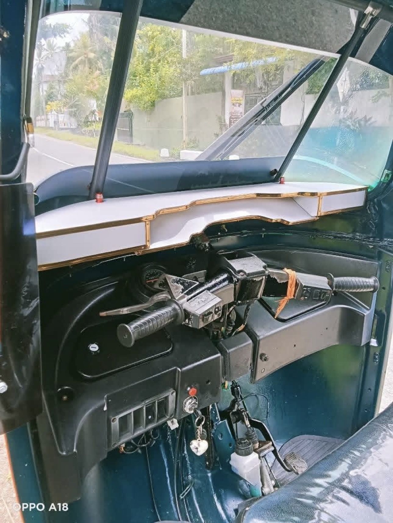 Bajaj 4 stroke 2010 - பயன்படுத்தப்பட்டது முச்சக்கர வண்டி sale in Sri Lanka - patpat.lk