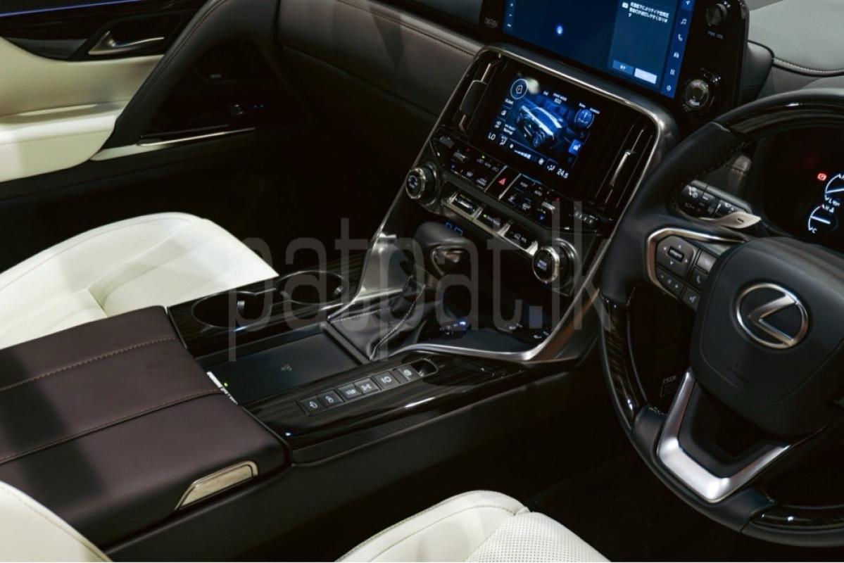 Advertisement image 4