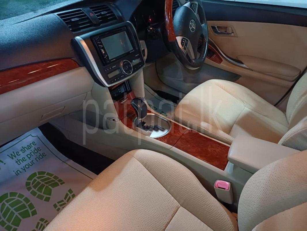 Toyota Premio 2016 - பயன்படுத்தப்பட்டது கார் sale in Sri Lanka - patpat.lk