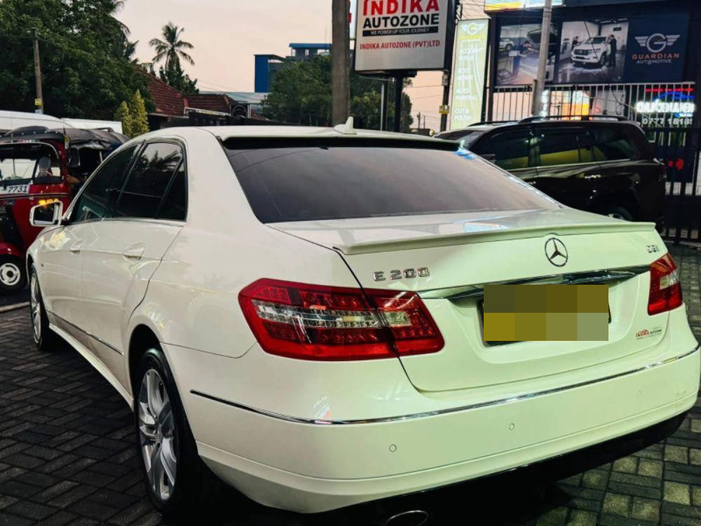 Mercedes Benz E200 2011 - Used Car sale in Sri Lanka - patpat.lk