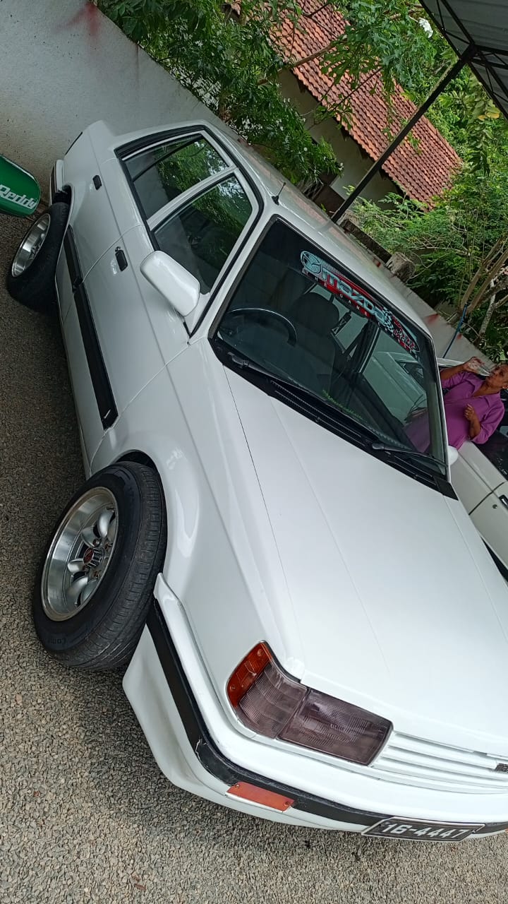 Mazda MX3 1986 - பயன்படுத்தப்பட்டது கார் sale in Sri Lanka - patpat.lk