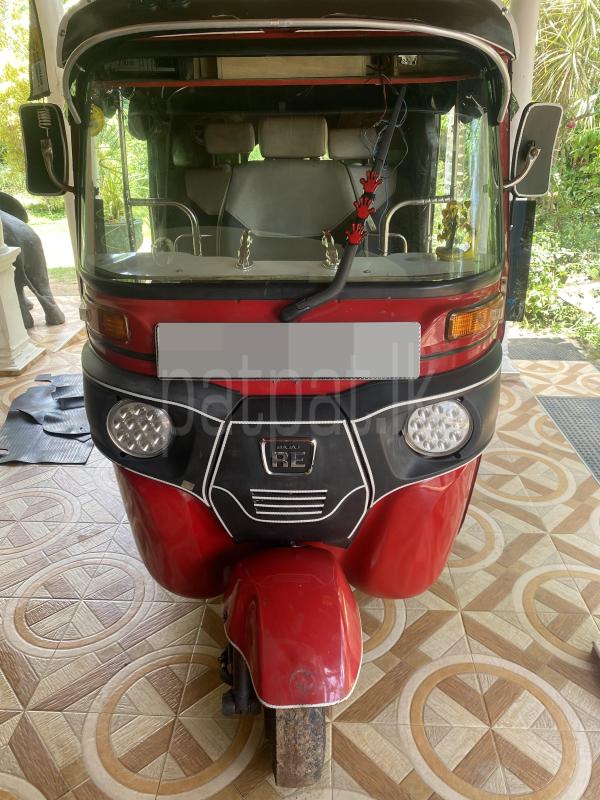 Bajaj 4 stroke 2016 - பயன்படுத்தப்பட்டது முச்சக்கர வண்டி sale in Sri Lanka - patpat.lk