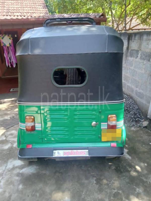 Bajaj Three Wheel 2011 - பயன்படுத்தப்பட்டது முச்சக்கர வண்டி sale in Sri Lanka - patpat.lk