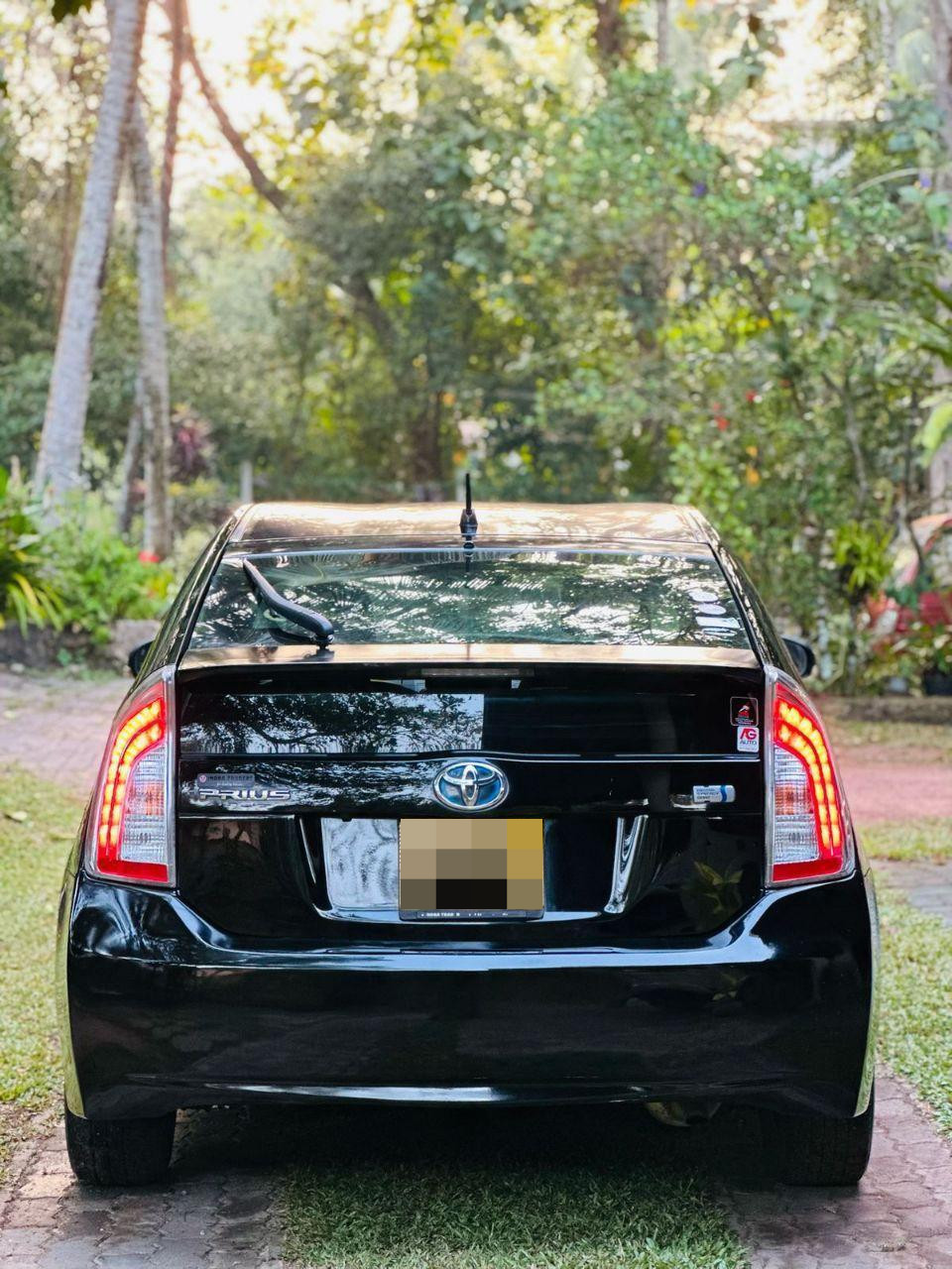 Toyota Prius 2013 - Used Car sale in Sri Lanka - patpat.lk