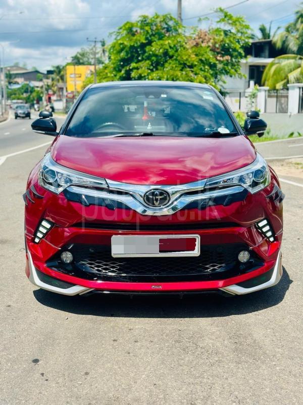 Toyota CHR 2017 - பயன்படுத்தப்பட்டது SUV sale in Sri Lanka - patpat.lk