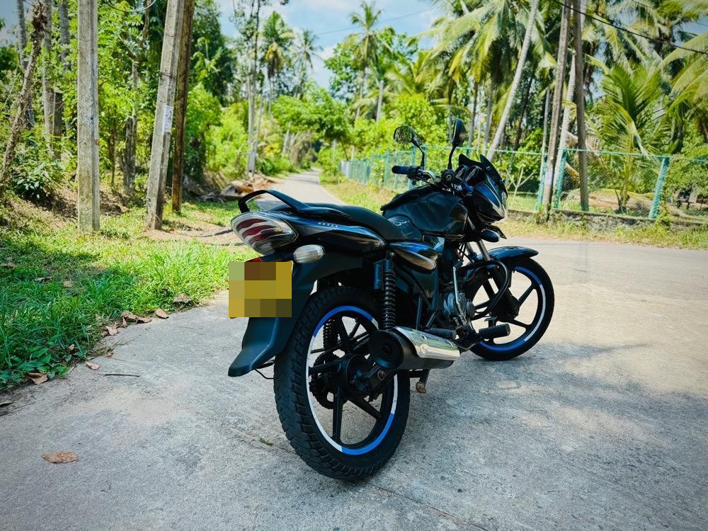 Bajaj Discover 2013 - Used Bike sale in Sri Lanka - patpat.lk