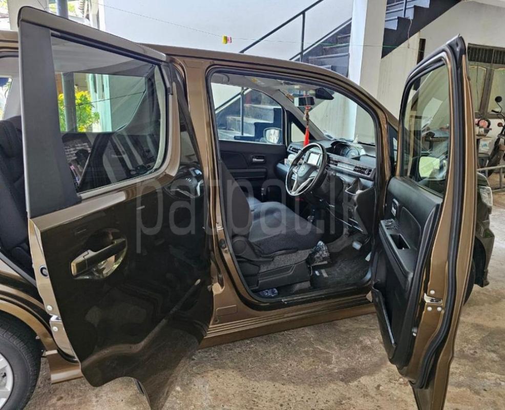 Advertisement image 6