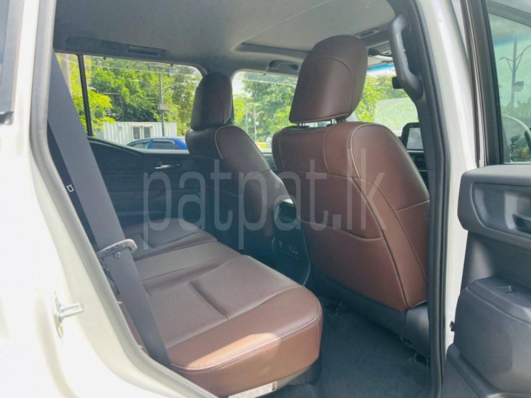 Advertisement image 6