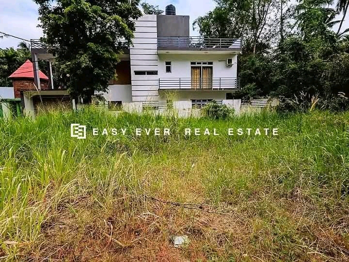 Commercial Land for Sale in Yakkala