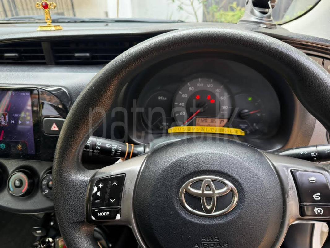 Toyota Vitz 2016 - பயன்படுத்தப்பட்டது கார் sale in Sri Lanka - patpat.lk