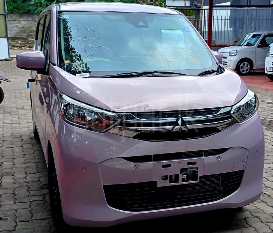 Mitsubishi eK 2023 - மறுசீரமைக்கப்பட்டது கார் sale in Sri Lanka - patpat.lk