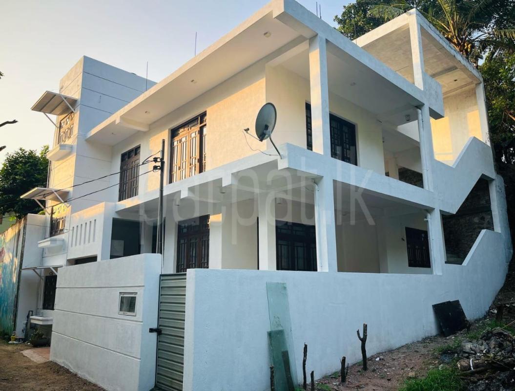 House for Sale in Rajagiriya