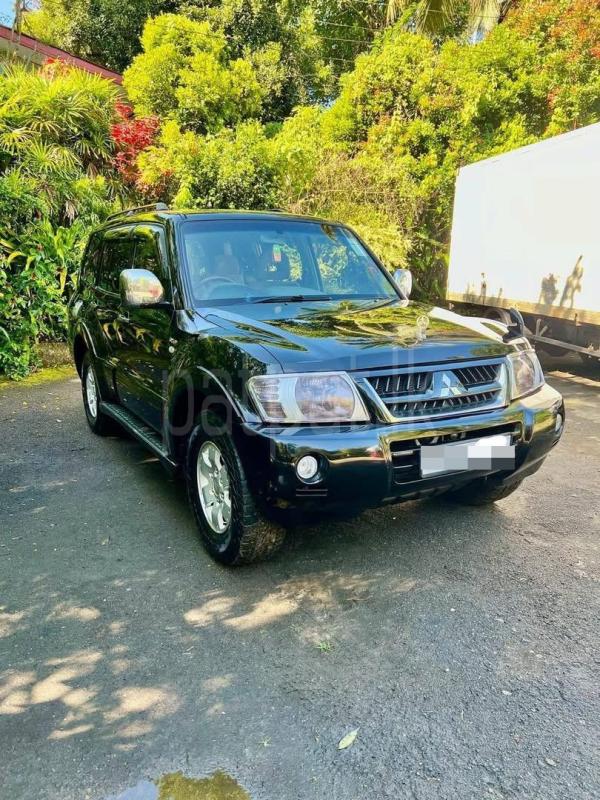 Mitsubishi Montero 2004 - பயன்படுத்தப்பட்டது SUV sale in Sri Lanka - patpat.lk