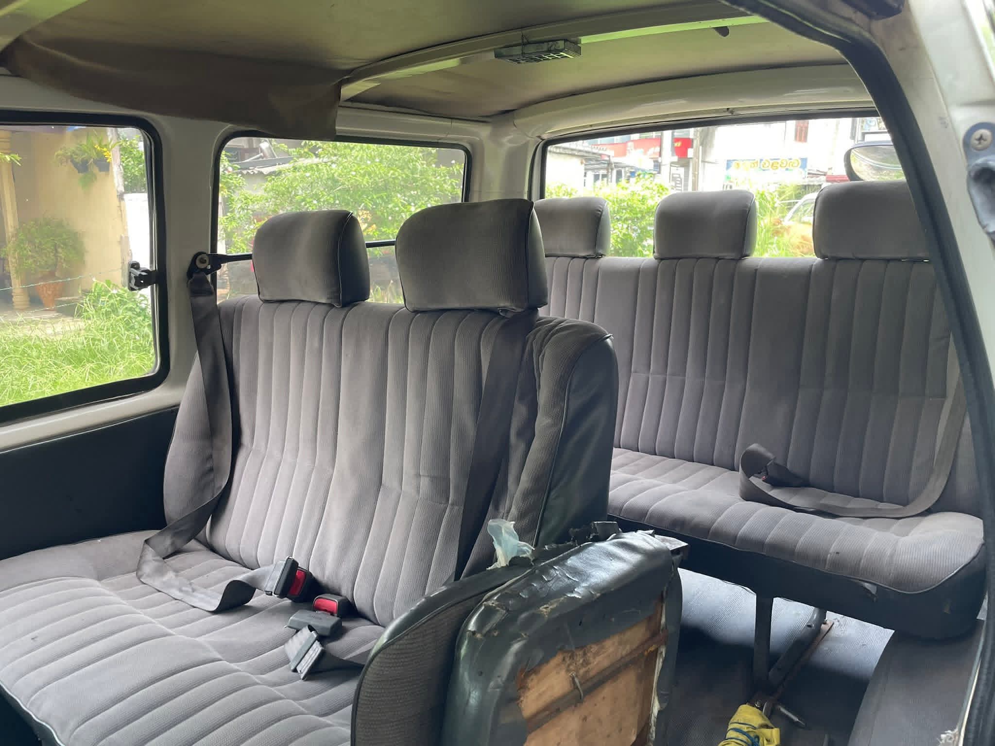 Nissan Vanette 1990 - Used Van sale in Sri Lanka - patpat.lk