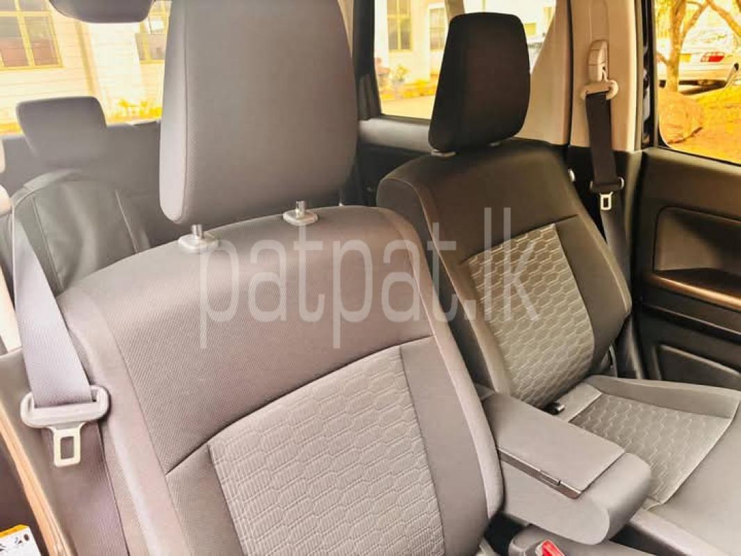 Advertisement image 6