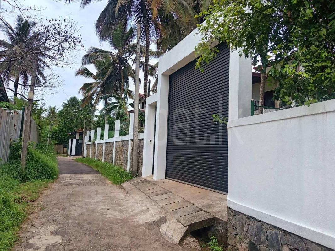 House for Sale in Godagama