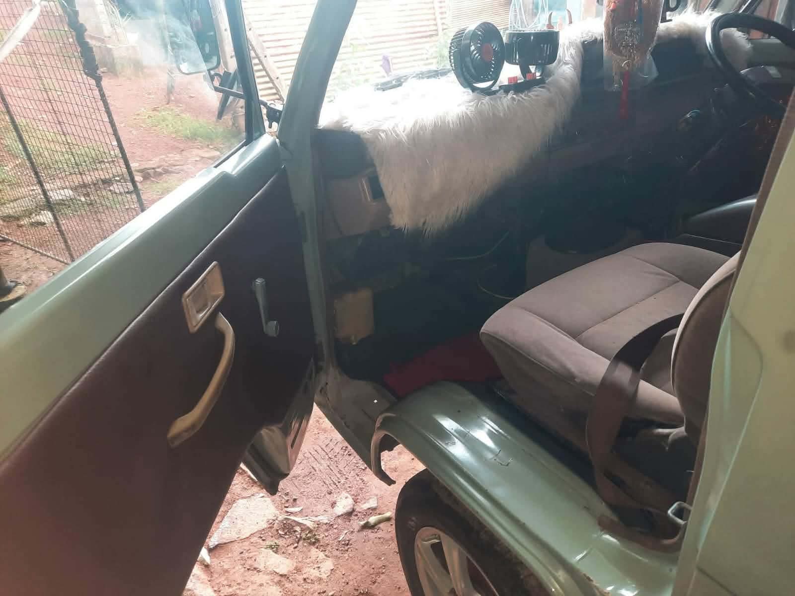 Mitsubishi L300 1980 - Used Van sale in Sri Lanka - patpat.lk