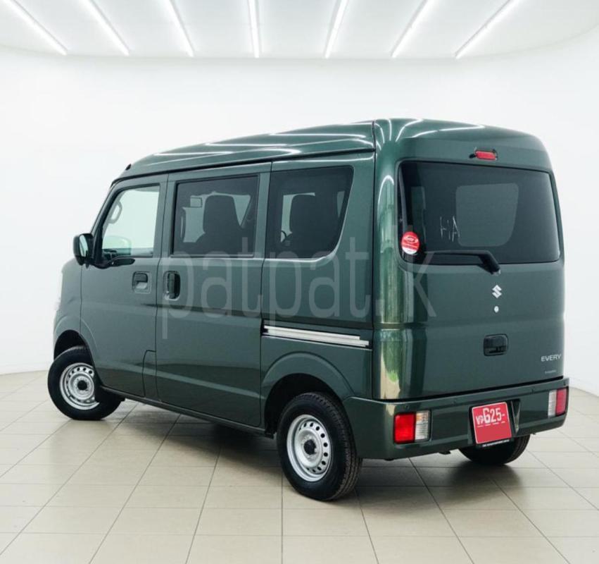 Advertisement image 1