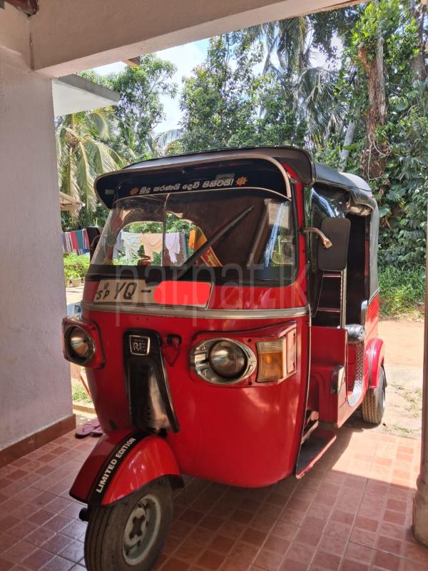 Bajaj Three Wheel 2011 - பயன்படுத்தப்பட்டது முச்சக்கர வண்டி sale in Sri Lanka - patpat.lk