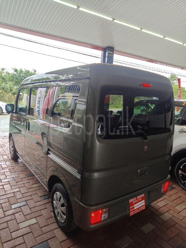 Advertisement image 4