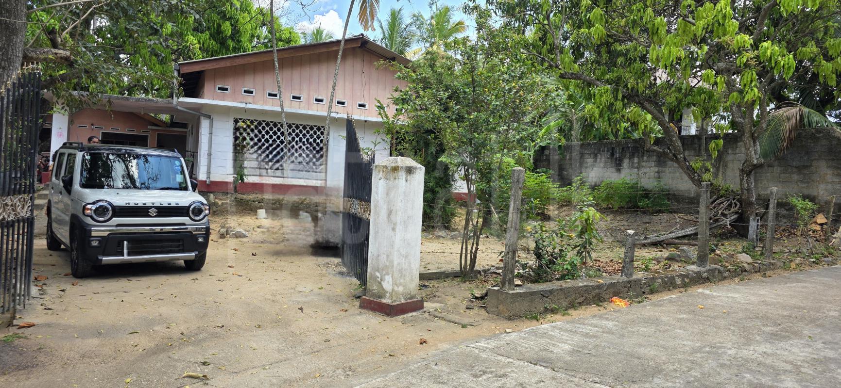 Residential Land for Sale in Maho