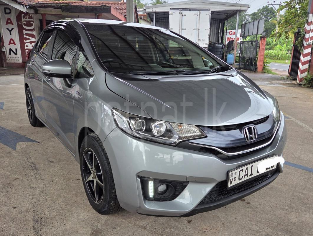 Honda Fit 2013 - பயன்படுத்தப்பட்டது கார் sale in Sri Lanka - patpat.lk