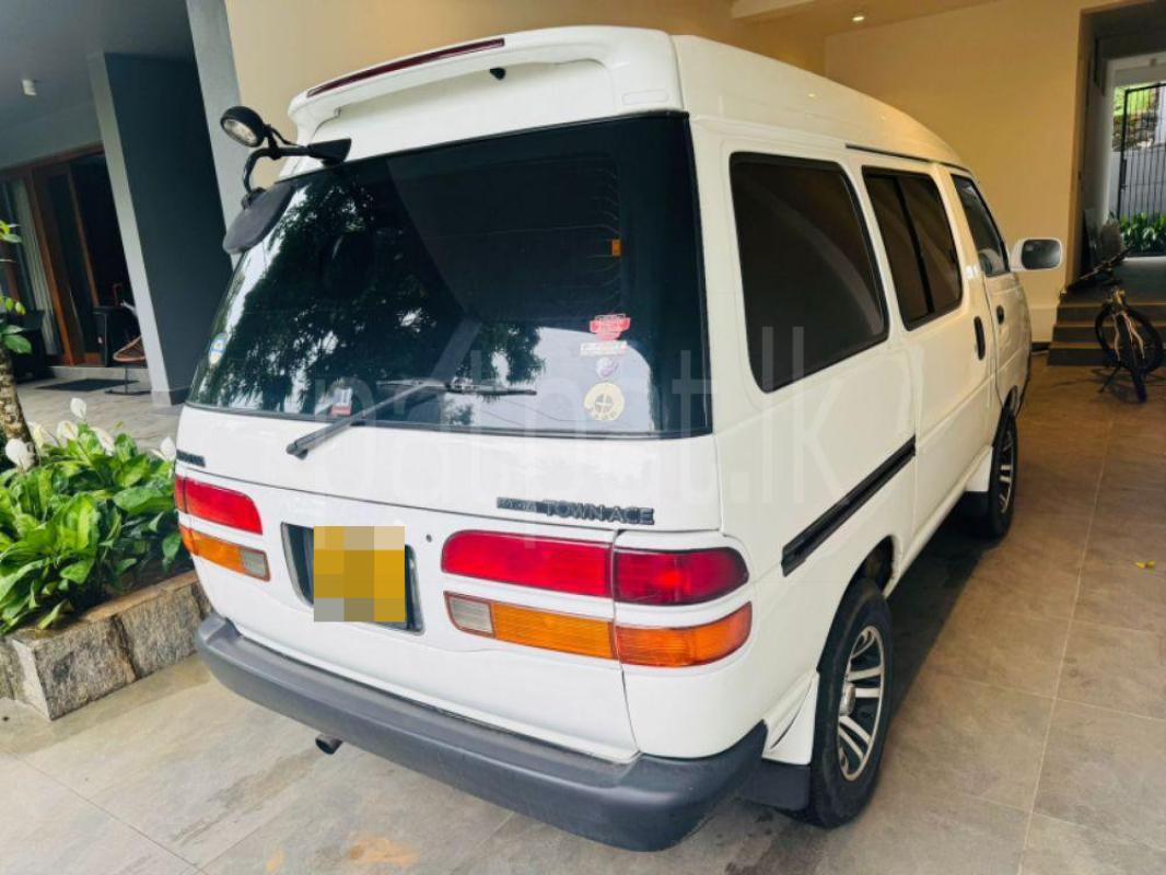 Advertisement image 5