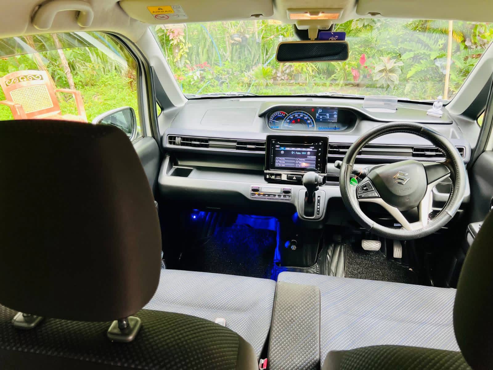 Toyota Aqua 2013 - பயன்படுத்தப்பட்டது கார் sale in Sri Lanka - patpat.lk