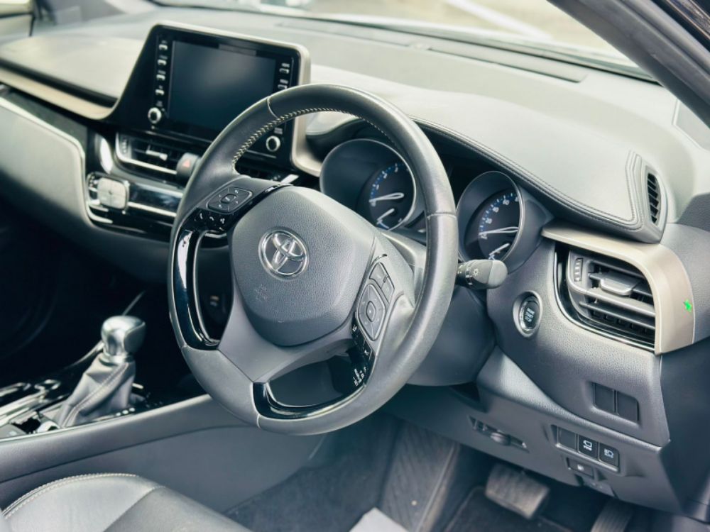 Toyota CHR 2023 - Brand New SUV sale in Sri Lanka - patpat.lk