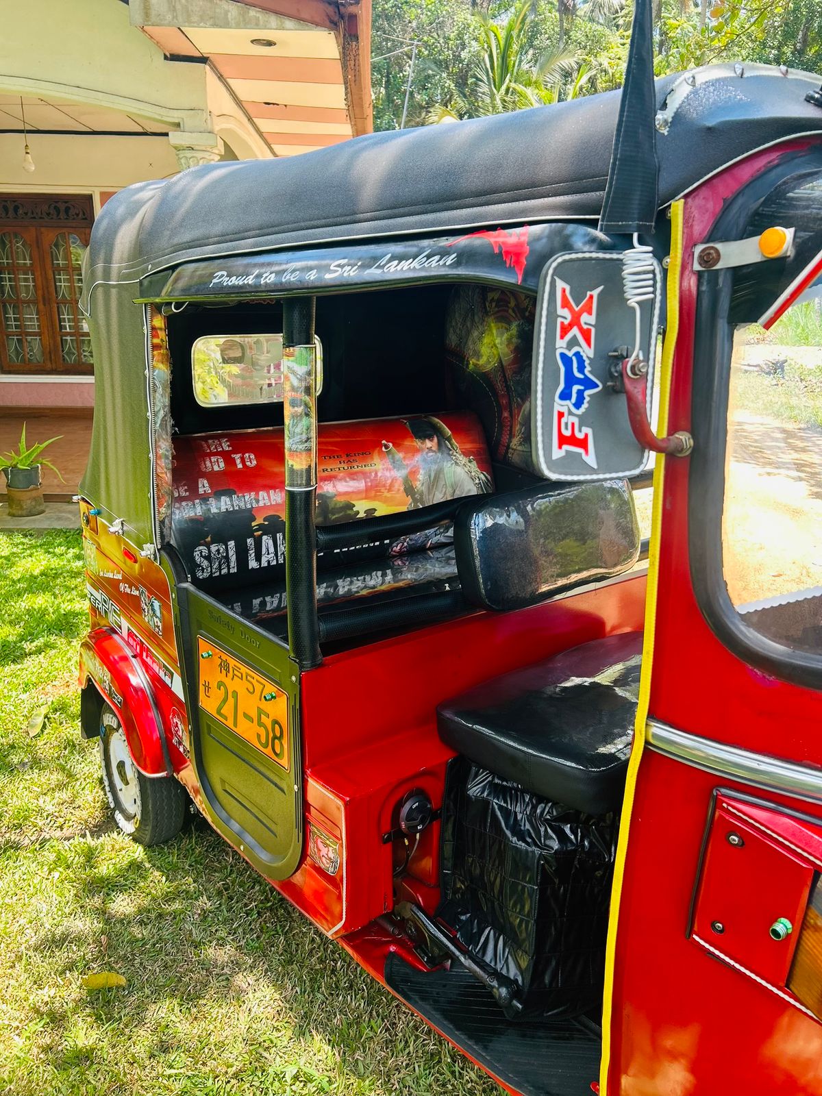 Bajaj Three Wheel 2011 - භාවිතා කරන ලද ත්‍රිරෝද රථය sale in Sri Lanka - patpat.lk