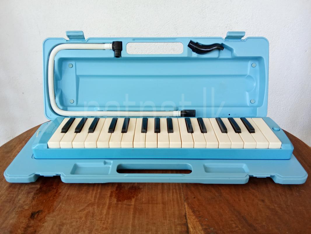 Yamaha P-32D Melodica ads-image-1