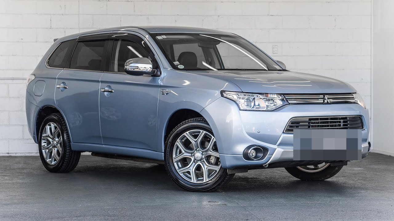 Mitsubishi Outlander 2014 ads-image-1