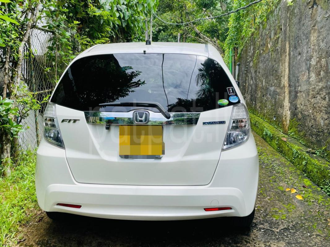 Honda Fit 2012 - பயன்படுத்தப்பட்டது கார் sale in Sri Lanka - patpat.lk