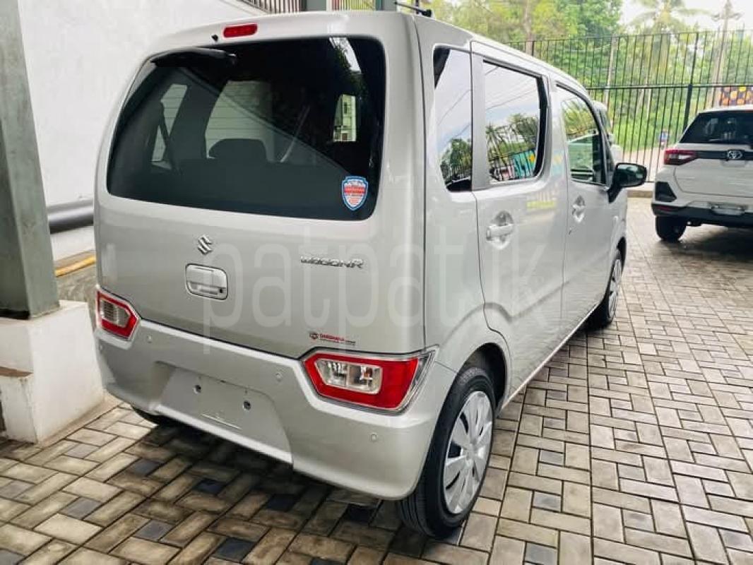 Advertisement image 3