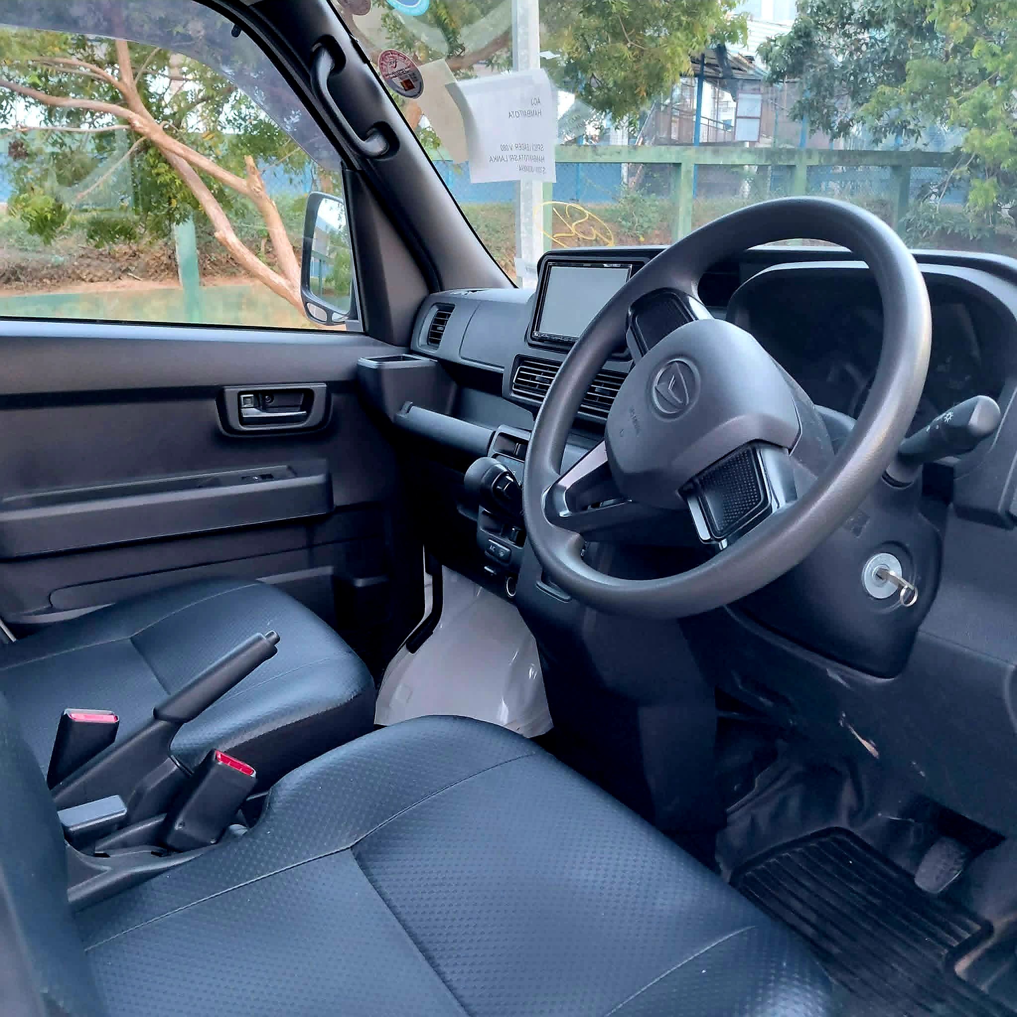 Daihatsu Hijet 2023 - மறுசீரமைக்கப்பட்டது வேன் sale in Sri Lanka - patpat.lk