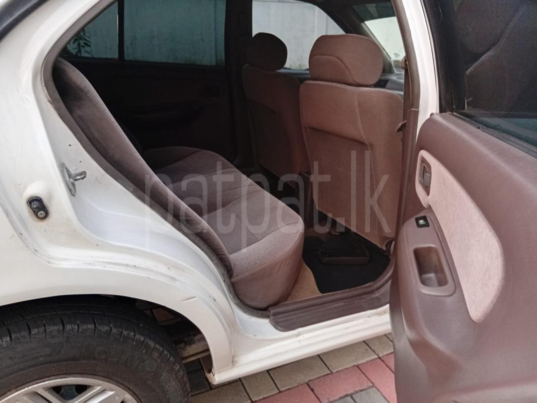 Nissan Sunny 1990 - பயன்படுத்தப்பட்டது கார் sale in Sri Lanka - patpat.lk