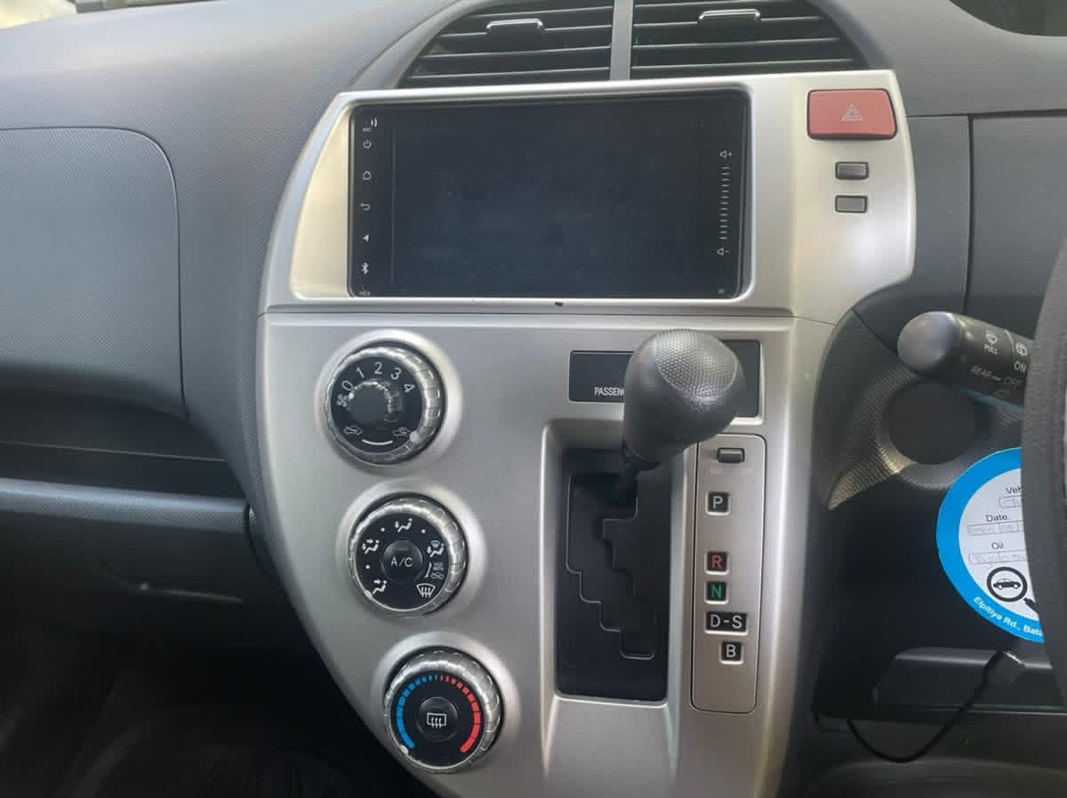 Toyota Ractis 2010 - Used Car sale in Sri Lanka - patpat.lk