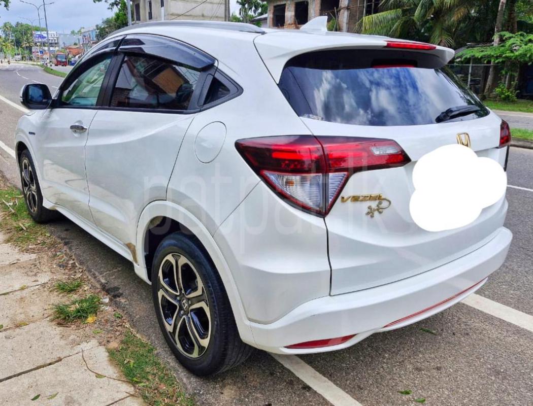 Advertisement image 3