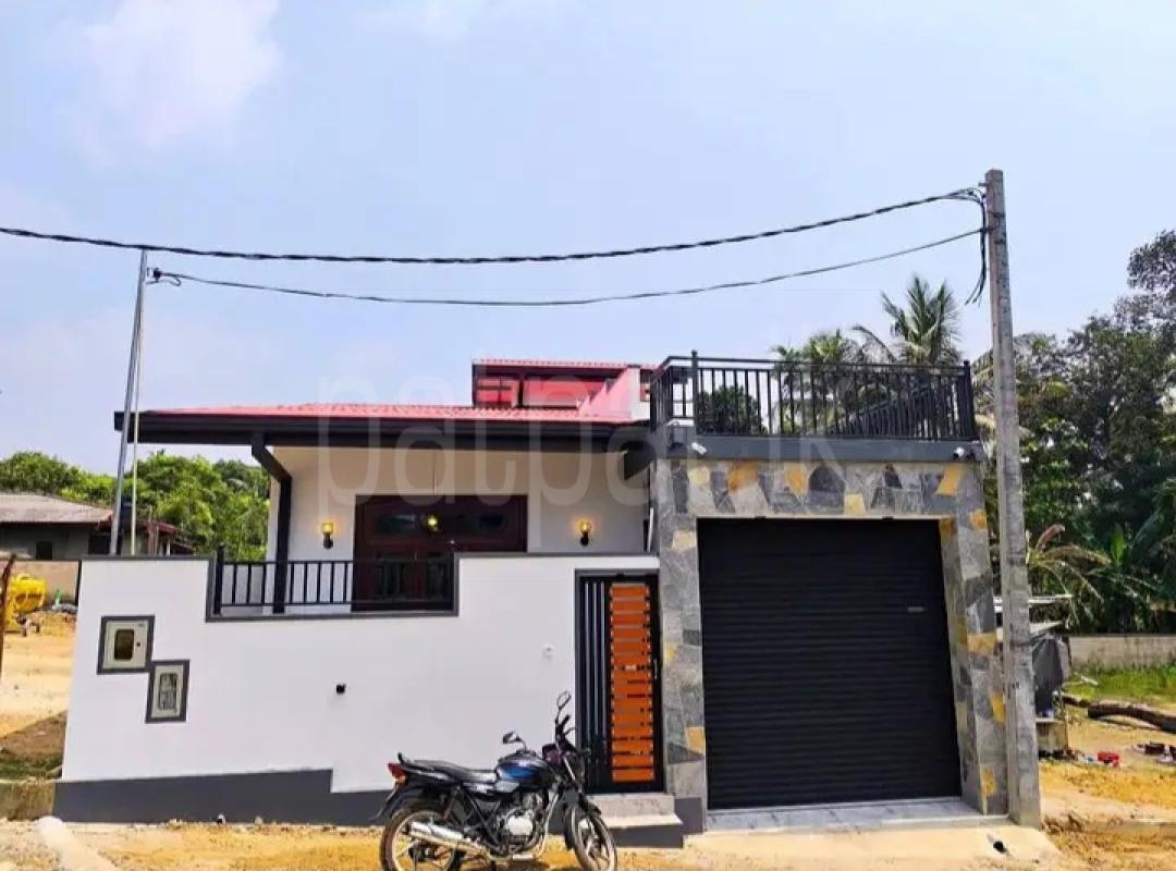 House for Sale in Athurugiriya ads-image-1