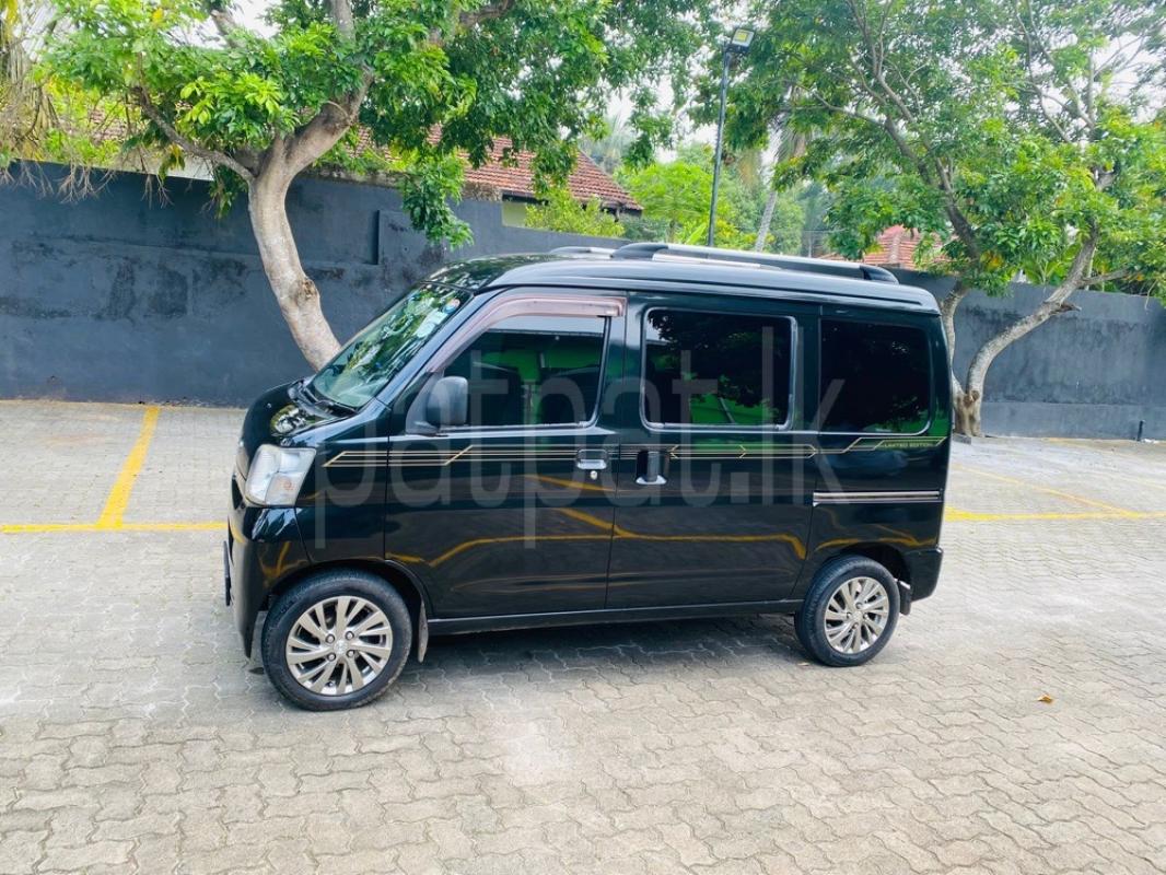 Advertisement image 3