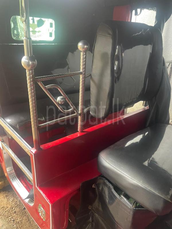 Bajaj 2 stroke 2006 - பயன்படுத்தப்பட்டது முச்சக்கர வண்டி sale in Sri Lanka - patpat.lk