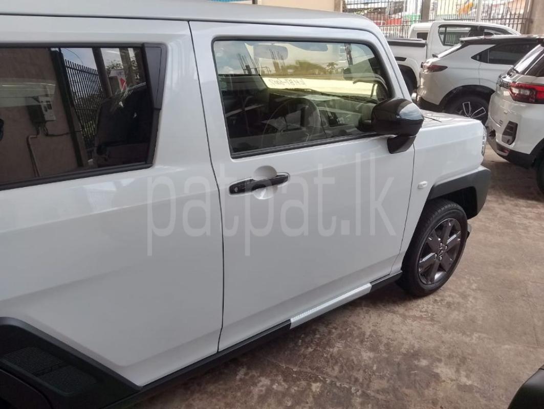 Advertisement image 4