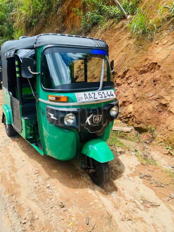 Bajaj Three Wheel 2015 - භාවිතා කරන ලද ත්‍රිරෝද රථය sale in Sri Lanka - patpat.lk