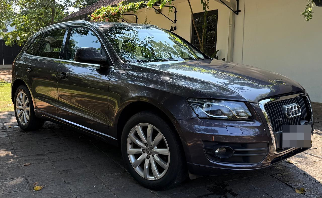 Audi Q5 2010 - Used SUV sale in Sri Lanka - patpat.lk