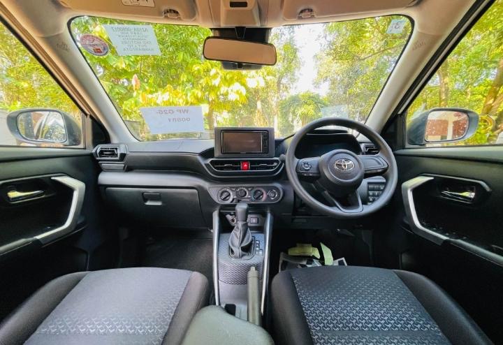 Toyota Raize 2025 - භාවිතා කරන ලද SUV රථය sale in Sri Lanka - patpat.lk