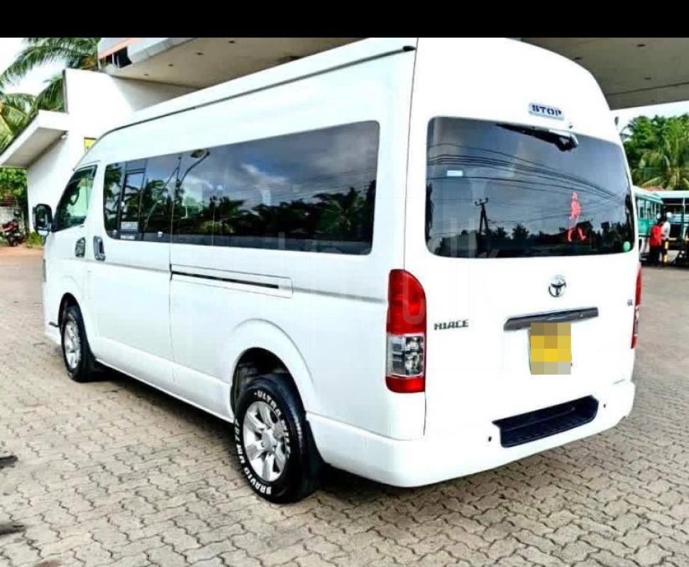 Toyota Hiace 2012 - பயன்படுத்தப்பட்டது வேன் sale in Sri Lanka - patpat.lk