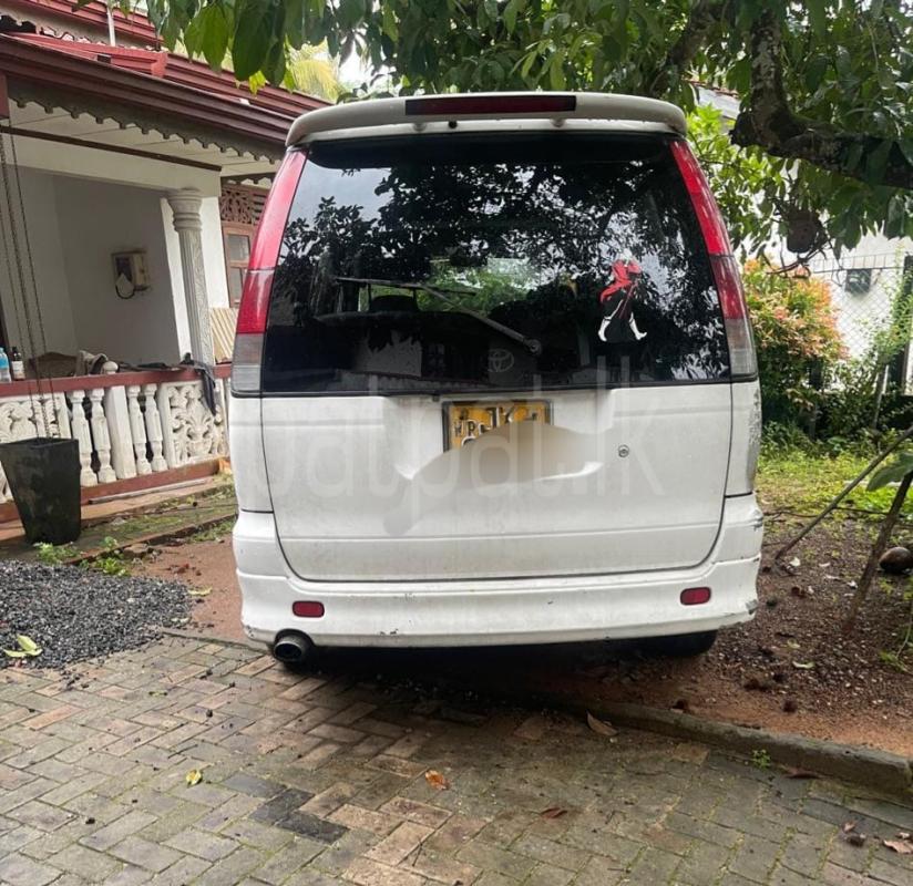 Toyota Noah 1999 - பயன்படுத்தப்பட்டது வேன் sale in Sri Lanka - patpat.lk