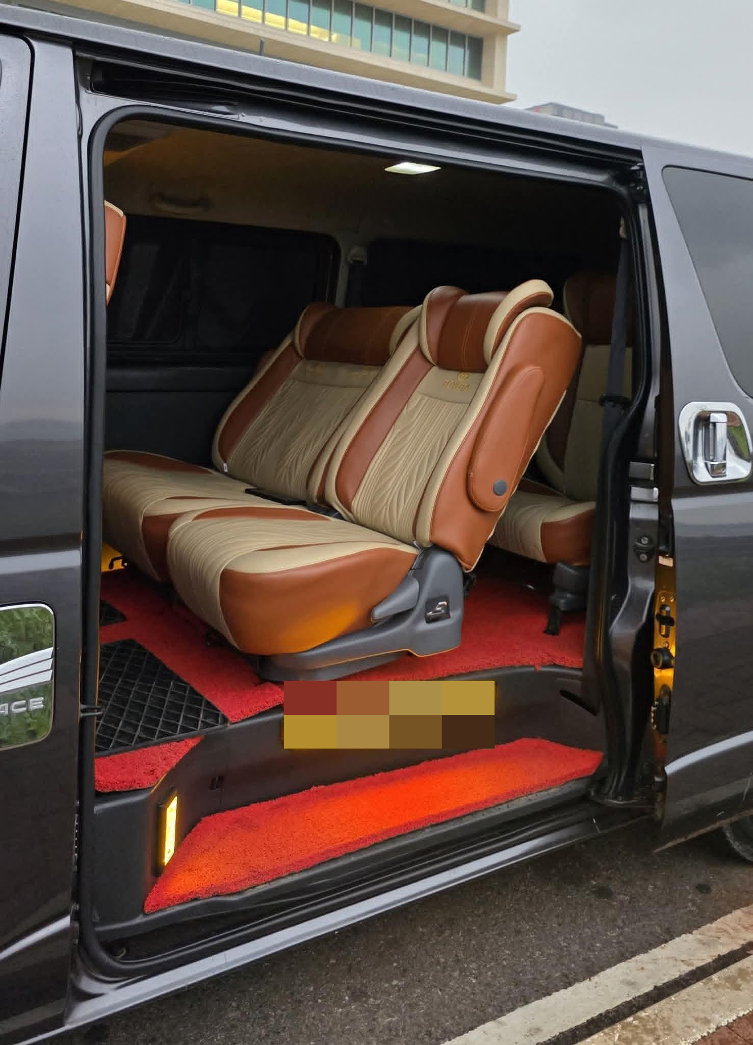 Toyota Hiace 2016 - பயன்படுத்தப்பட்டது வேன் sale in Sri Lanka - patpat.lk