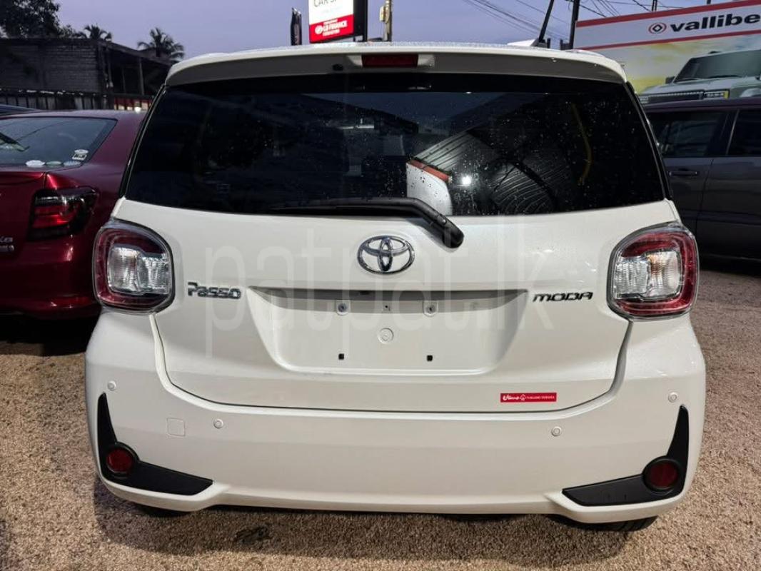 Advertisement image 6