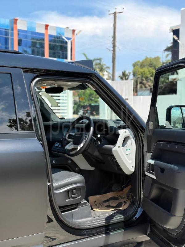 Land Rover Defender 2023 - சான்றளிக்கப்பட்டது SUV sale in Sri Lanka - patpat.lk